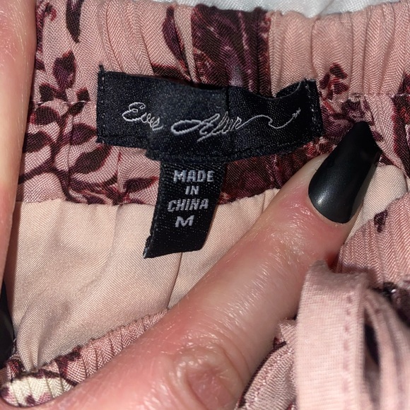 Nwt Ever After Mauve Floral Skirt Size M - Picture 4 of 6